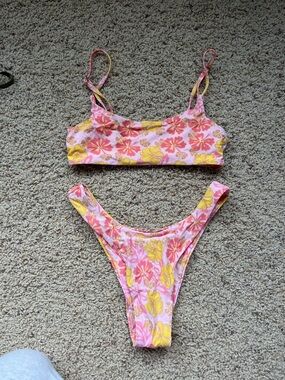 Grey Bandit x Ana Stowel Pink & Yellow Floral Bikini’s Set